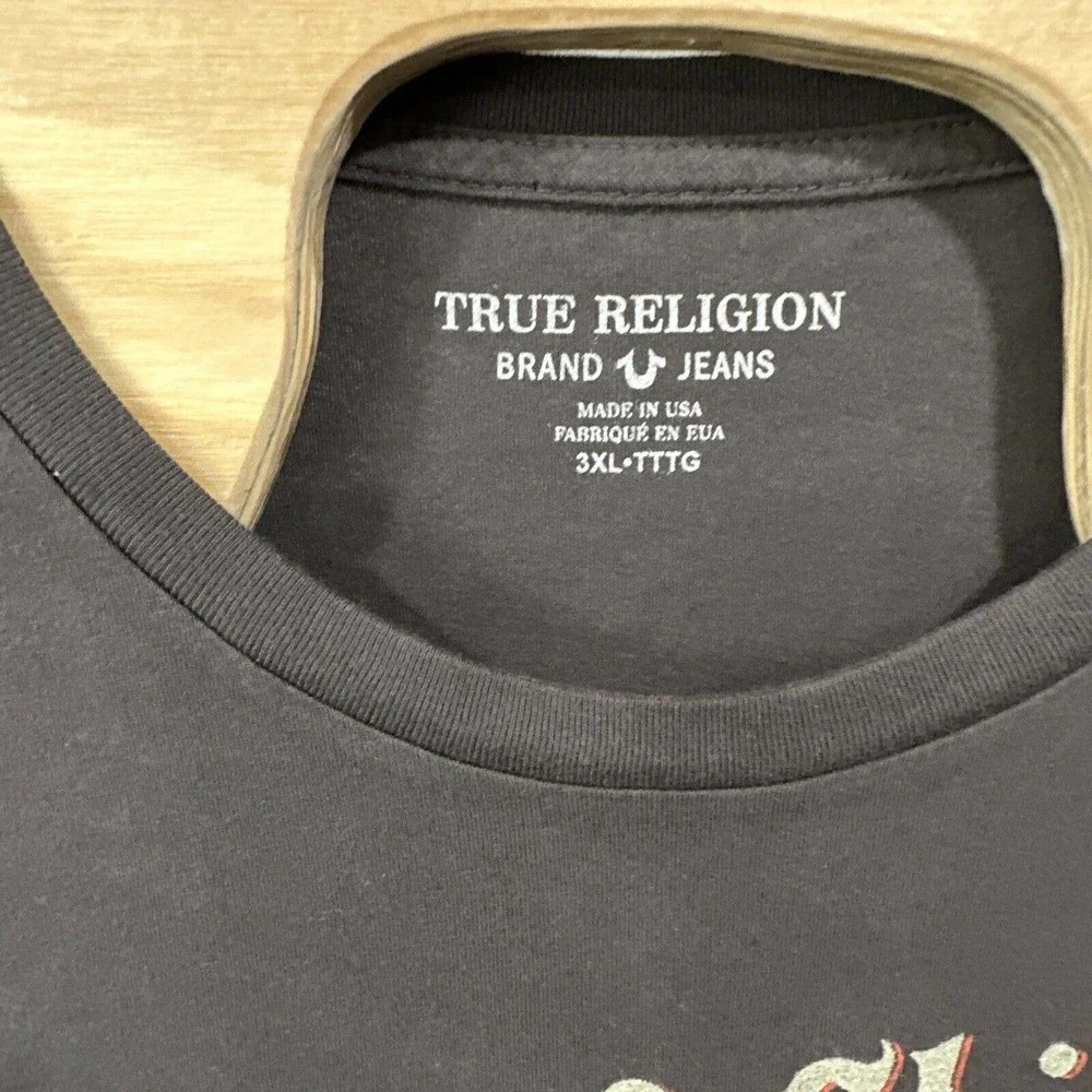 True Religion Graphic Tee Mens XL Gray Thrills Chills Moto Logo Cotton Crew Neck